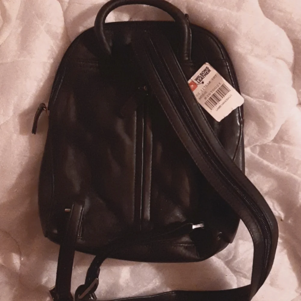 New Wilsons Leather black backpack